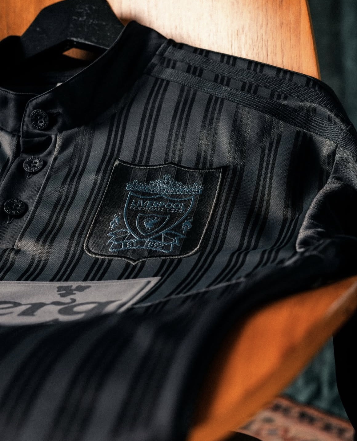 Camisa Liverpool adidas edição limitada - Imagem 5