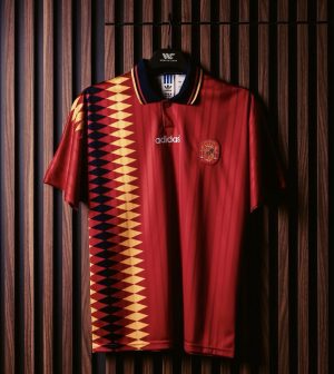 Camisa titular da Espanha de 1994, utilizada na Copa do Mundo dos Estados Unidos.