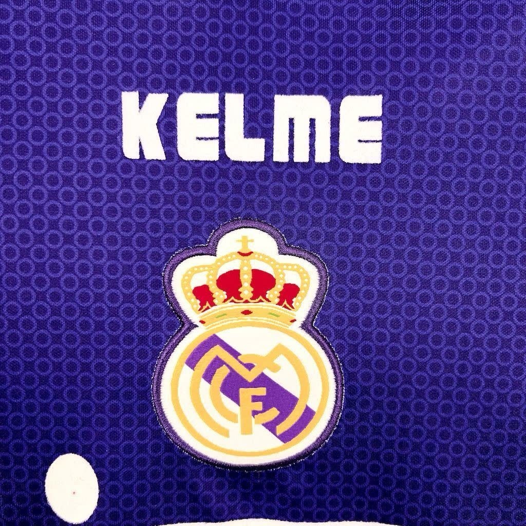 Camisa Retrô Real Madrid 1995/96 – Kelme - Imagem 3