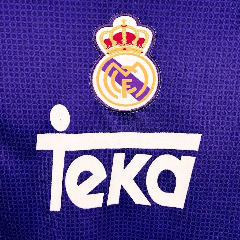 Camisa Retrô Real Madrid 1995/96 – Kelme - Imagem 4